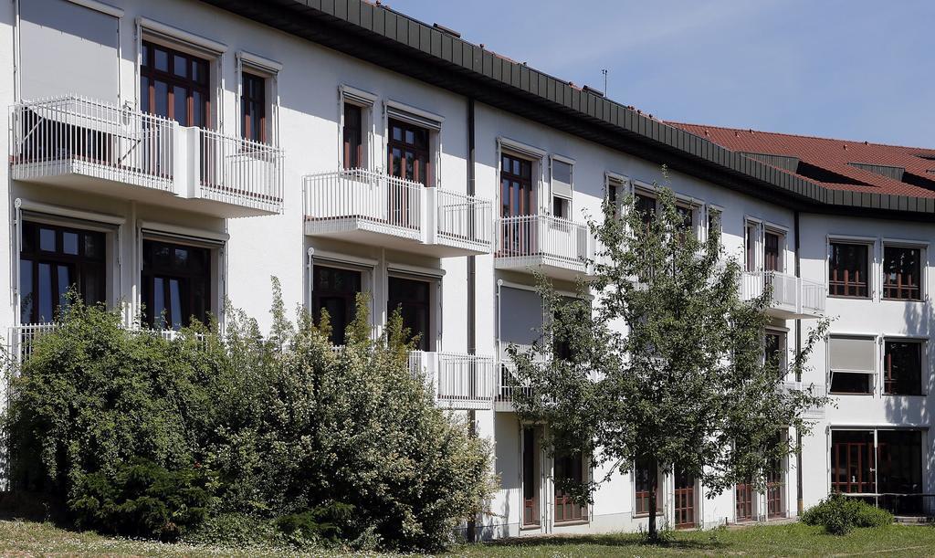 Tagungs- Und Bildungszentrum Steinbach/Taunus シュタインバッハ・アム・タウヌス エクステリア 写真
